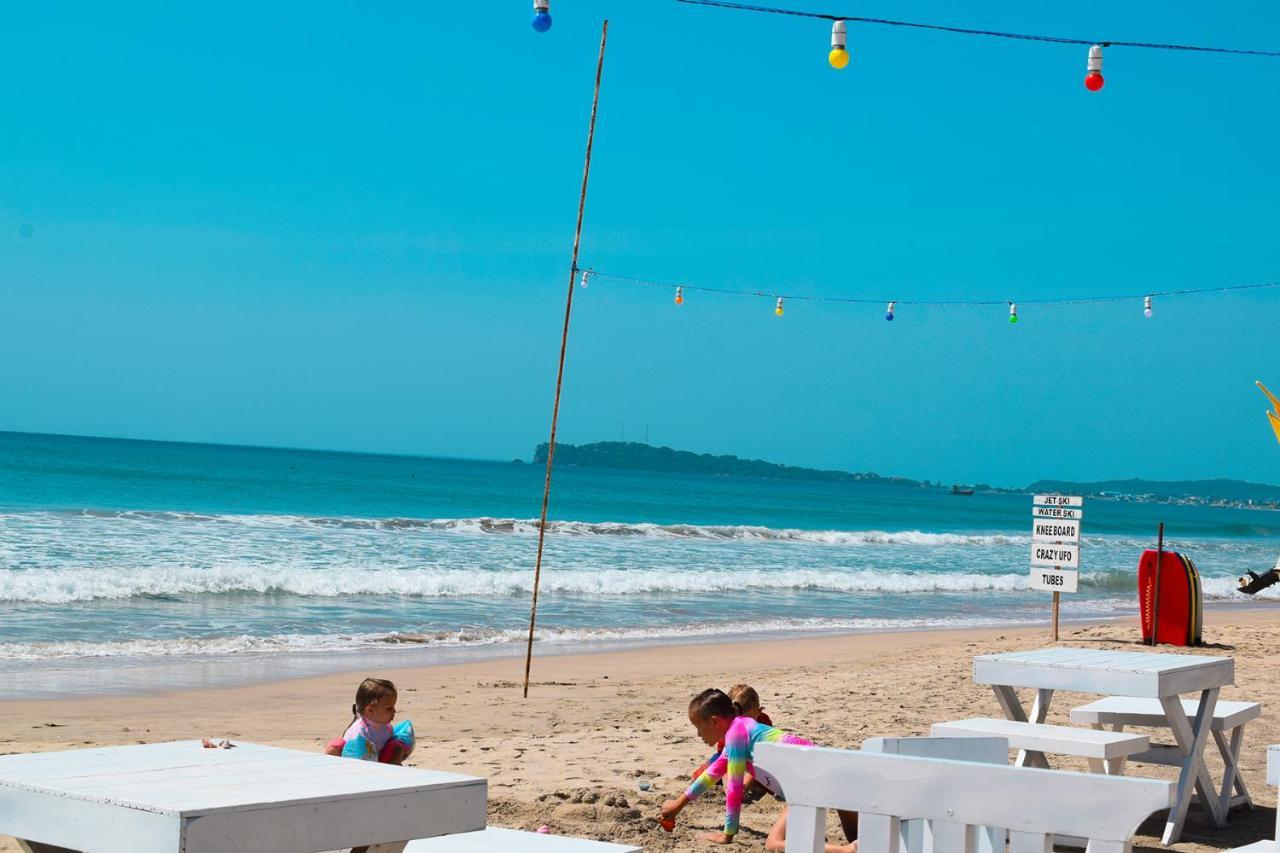Alfresco Beach Hotel Uppuveli Extérieur photo
